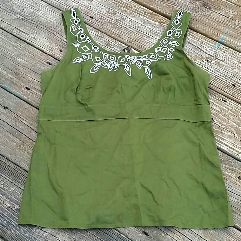 ✔Loft green top